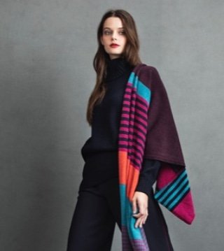 Sneaky peak of new scarf for our Edinburgh Exhibition Dazzle@Dovecot by <a href="/greenthomasmade/">greenthomasmade</a> Opening 3 August. <a href="/DazzleJewellery/">Dazzle Exhibitions</a> <a href="/DovecotStudios/">Dovecot</a> #edfringe #EdArtFest #MadeinScotland #EdintFest