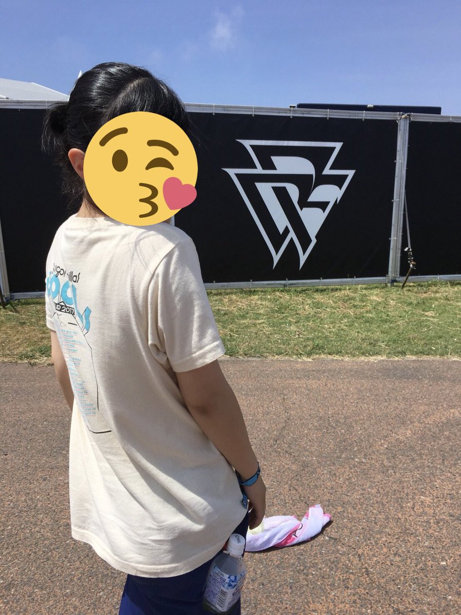 ____m258iy79's tweet photo. ㅤㅤㅤㅤㅤㅤㅤㅤㅤㅤㅤㅤㅤ
1アーティスト目のフォーリミだけでこんなに真っ黒になったの♡
ㅤㅤㅤㅤㅤㅤㅤㅤㅤㅤㅤㅤㅤ https://t.co/jOHzeSSqNi