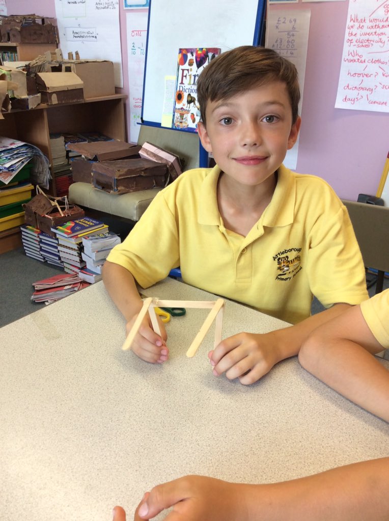 AttleboroughPri's tweet photo. 4B bridge construction- which will hold the most weight? https://t.co/B10LtLNqh8
