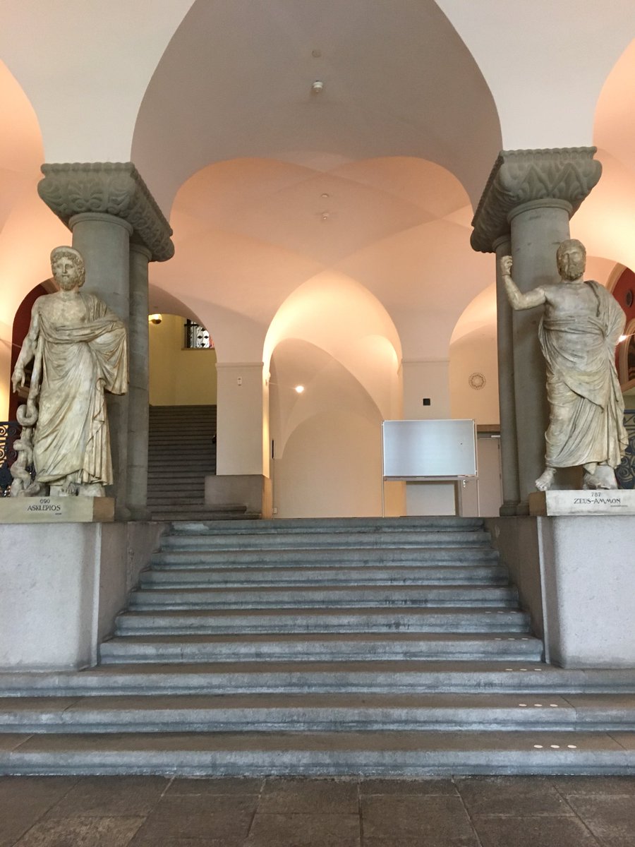 amrapaliz's tweet image. .@esimperl kicks off the #HCOMP2018 Project Networking Workshop to bring together different ongoing projects all dealing with the same challenges to join hands at the beautiful Zürich Unviersity @hcomp_conf #crowdsourcing #humancomputation #humansinaloop