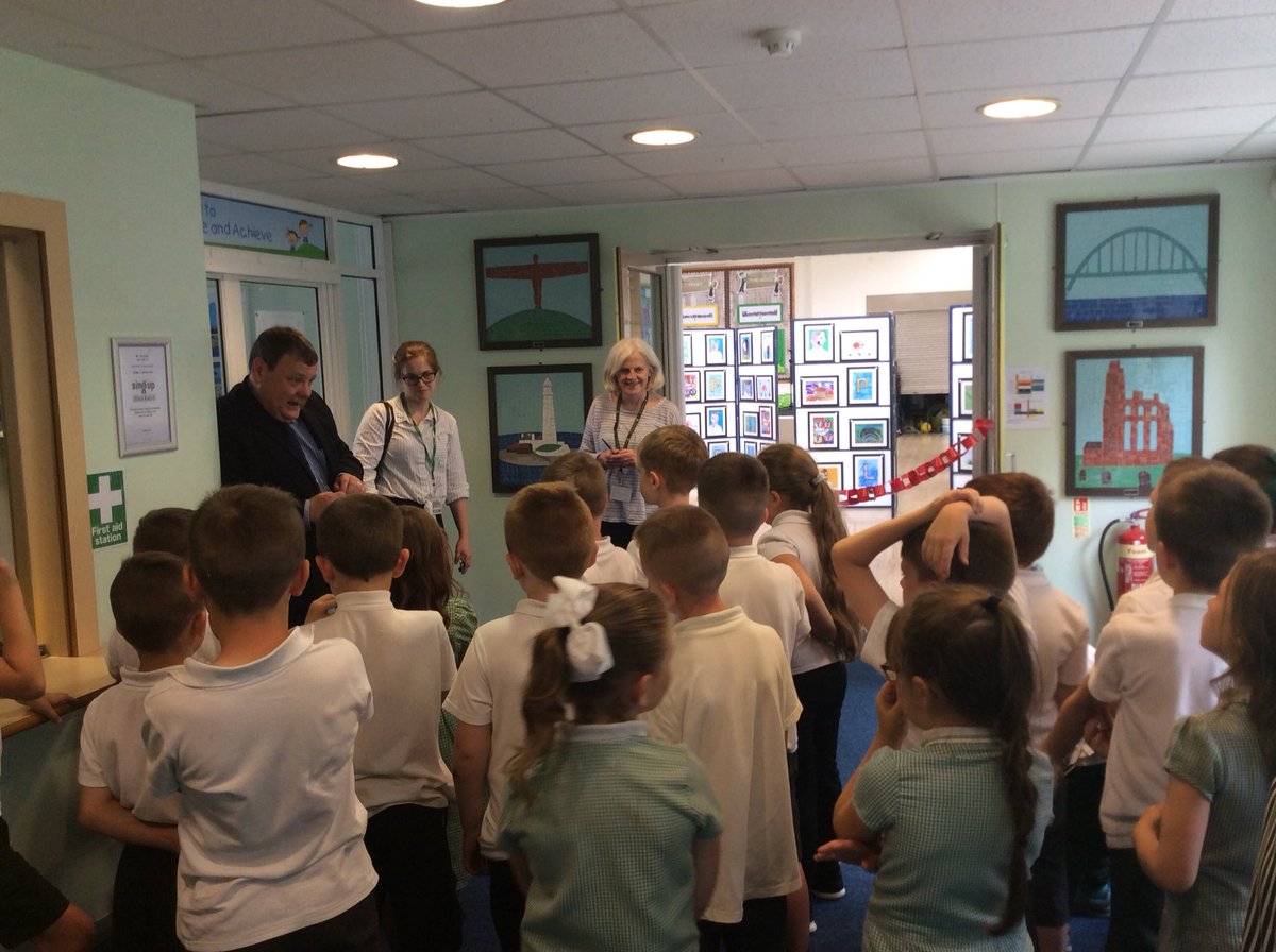 PMPSYear2's tweet photo. #year2 at the grand opening of Percy Main Art exhibition, please come along tonight. https://t.co/YPANAOOjuv
