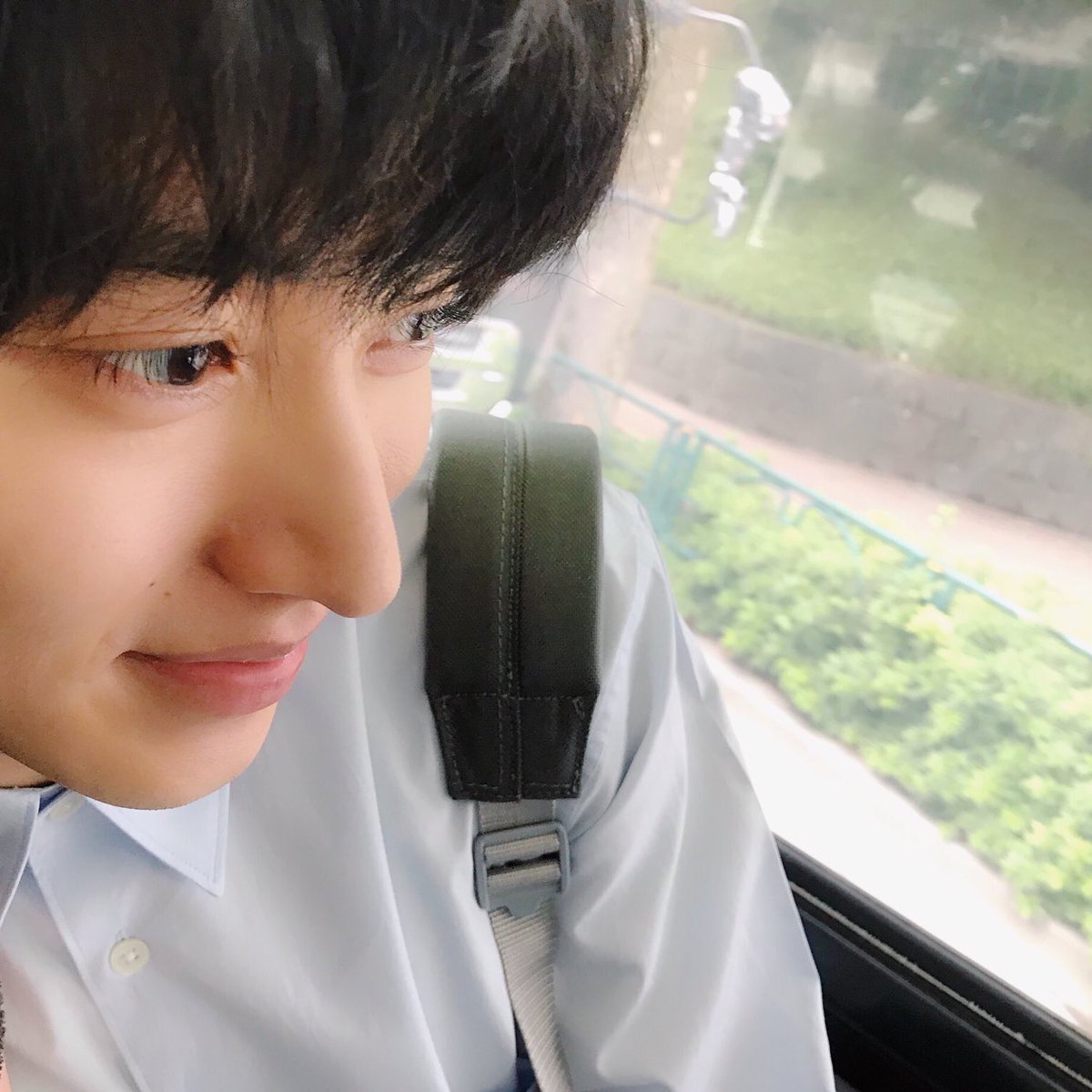 ha0907k1's tweet photo. はぁ😩😩💕💕💕
ため息出るほど顔美しい
 
#山﨑賢人 https://t.co/I1Vks0eI3t
