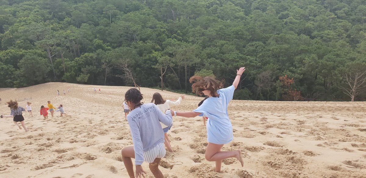 SCHSRockley18's tweet photo. Feeling on top of the world at Dune du Pilat 🤗 https://t.co/jP62YQvCvY