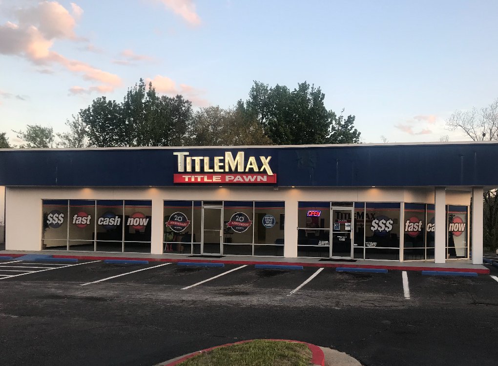celliott411's tweet photo. Ready to dive all in to help communities and build your financial future?? Come join us on this epic day. NATIONAL HIRING DAY. July 12th at all Titlemax locations in the Augusta area. Are you ready?? 7 days and counting. #NationalHiringDay #TitlemaxFamily https://t.co/gtAAod4hyw
