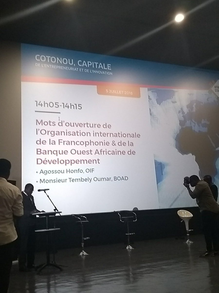 Astour2019's tweet photo. Mot d'ouverture de Monsieur Oumar Tembely, représentant de la @boad_officiel. #AstourCotonou #Astour2018 https://t.co/VQWUiHcUmG