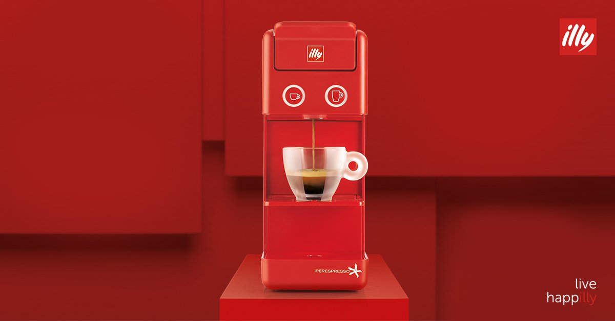 illyIT's tweet photo. Versatile, minimal o elegante: ogni colore ha una sua personalità. Qual è la tua? Scegli la tua Y3 e scopri la tecnologia #Iperespresso. https://t.co/3b321wcvDE #LIVEHAPPilly #PieroLissoni https://t.co/DQRl21psfl