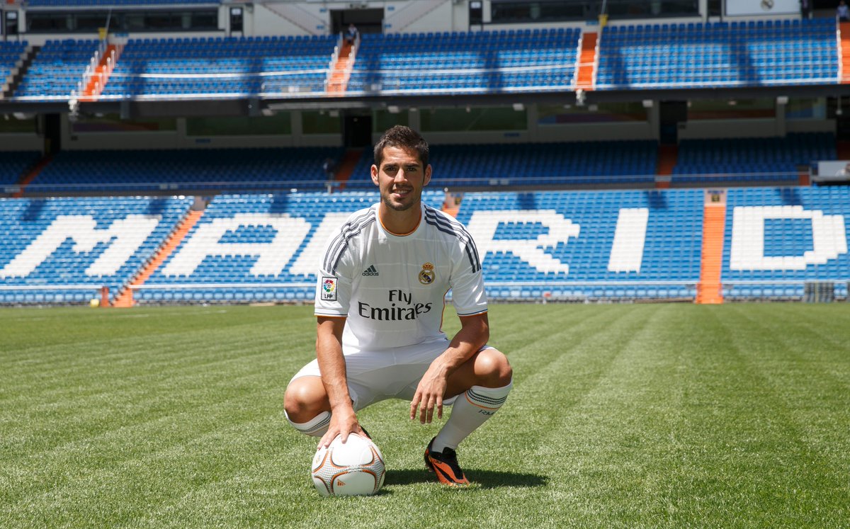 ChampionsLeague's tweet image. Real Madrid unveil new signing Isco in 2013... 

#UCL #ThrowbackThursday