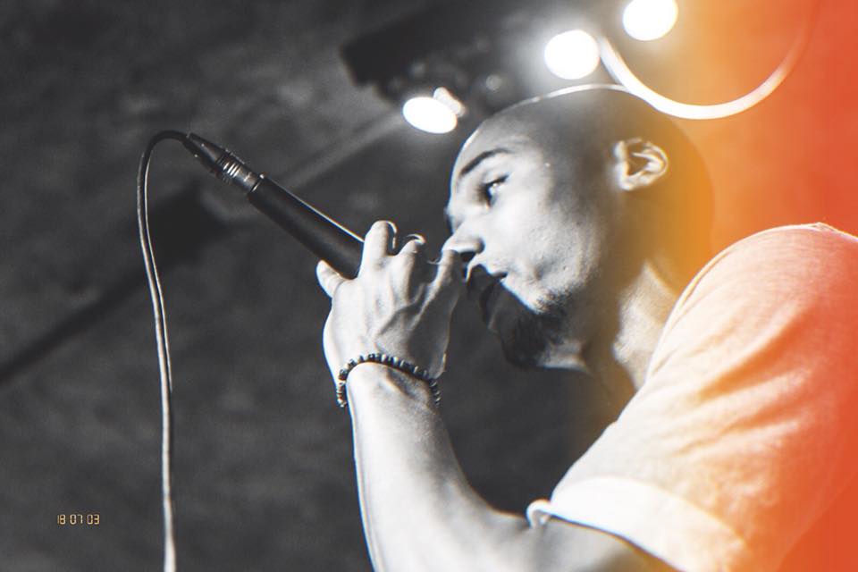 #Throwback Sur scène pour de la release party de #DayTwo 🎤
🎧 #DayTwo dispo ici : hyperurl.co/daytwo