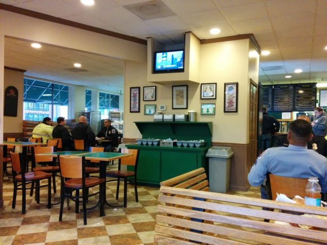 Bagel Place tweet media