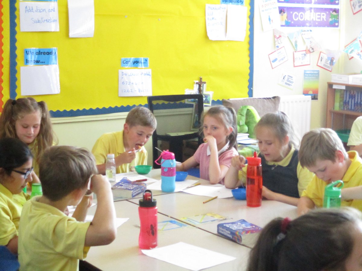class4stonefold's tweet image. Class 4 adored our pasta tasting session this afternoon.