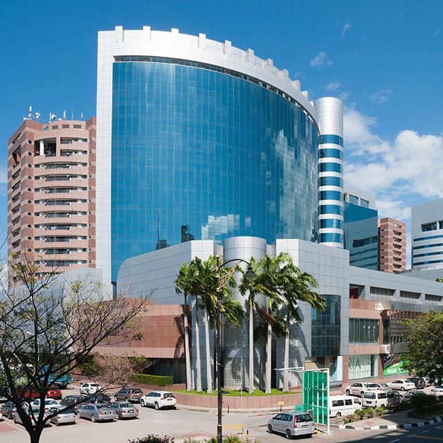 PulauLabuan's tweet photo. #Labuan Financial Park 💰 #Borneo #Malaysia ©CE Photo https://t.co/UuEExYgQ25 https://t.co/SFPcQhynW9