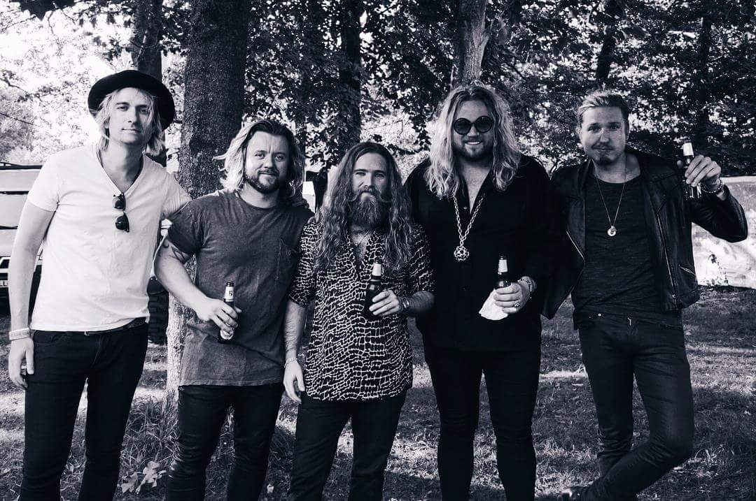 TheNathanJames's tweet image. off to Norway tomorrow for Norway rocks festival!!! cant wait to hit the stage with the gang.