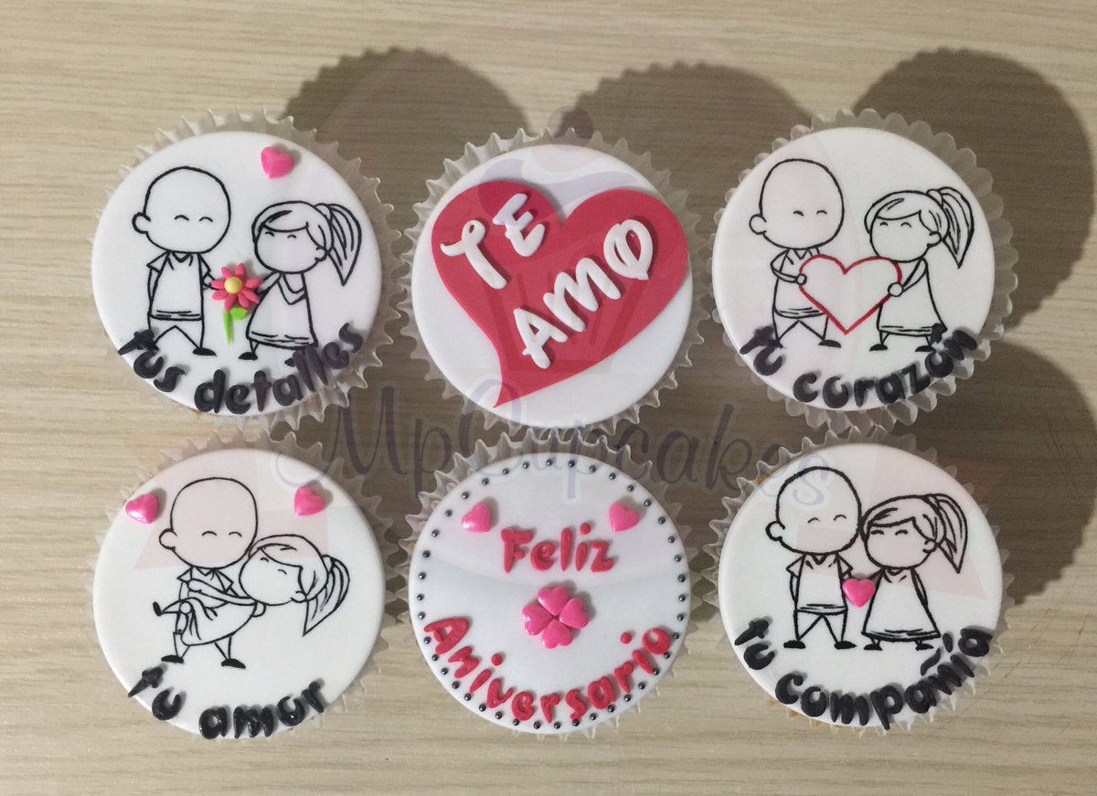 Cuando le deseas los mejores sentimientos a tu pelon -asi me dijo la  cliente 🙈- no hay mejor forma que con estos hermosos y deliciosos cupcakes  #cupcakescumpleaños #cupcakespersonalizados #cupcakesbogota #amor # aniversario #novios #, image size:1200x871