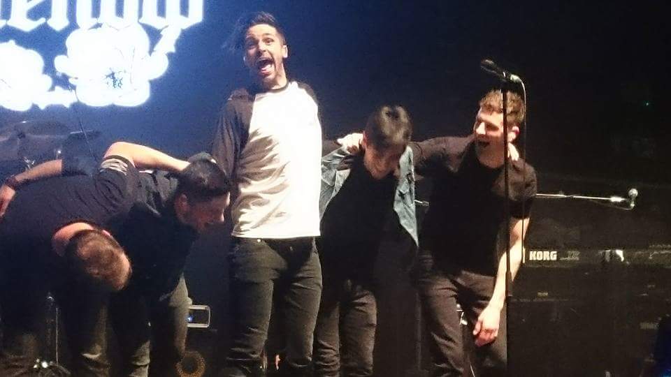 Dawn_BHAH_Stone's tweet photo. #ThrowbackThursday to @BenHaenow #OneNightTour in Newcastle April 2016 - to hear what this unbelievably talented guy is doing now check out the link you won't be disappointed π https://t.co/o00HISFDAX https://t.co/AiK0Fgz65A