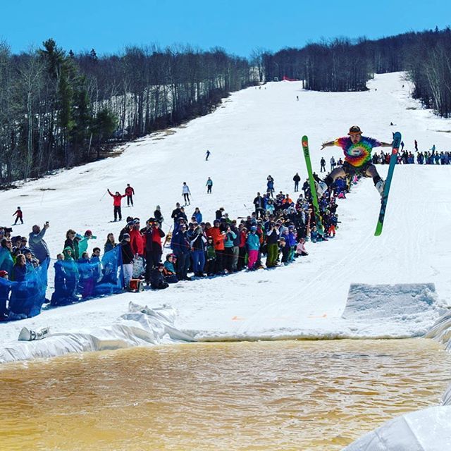 raggedmtnNH's tweet photo. Heat got us thinking about taking a dip! Thanks @dave_smutok for the 📸#getragged #pondskim #beattheheat https://t.co/wnGoNKQCye https://t.co/b7vnV1fOsj