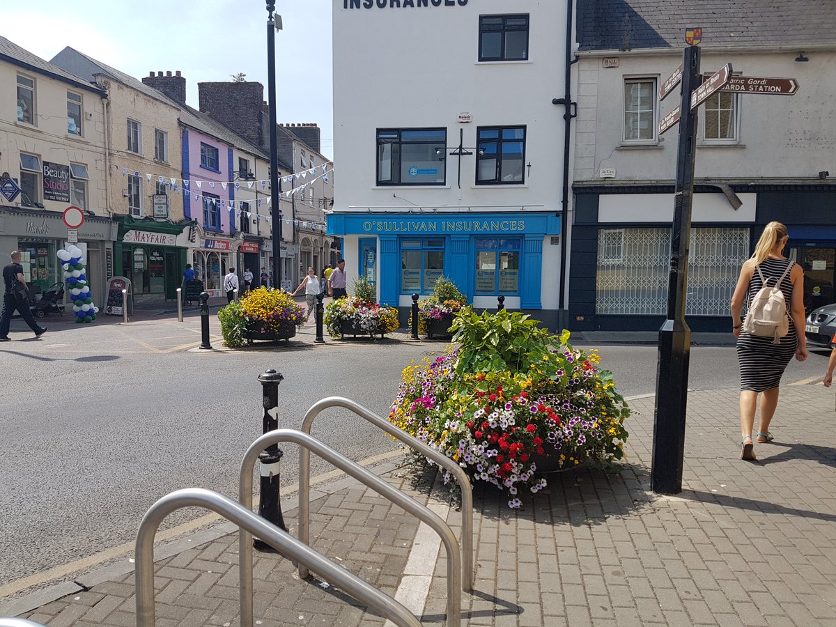 Flowers in full bloom in the town of Clonmel.  The sunshine can bring out the best in us all!! <a href="/ClonmelBD/">Clonmel BD</a> workers keep flowers watered by a special tank using non-treated water taken from a sustainable source that does not impact the public water supply #Flowers #Sustainability
