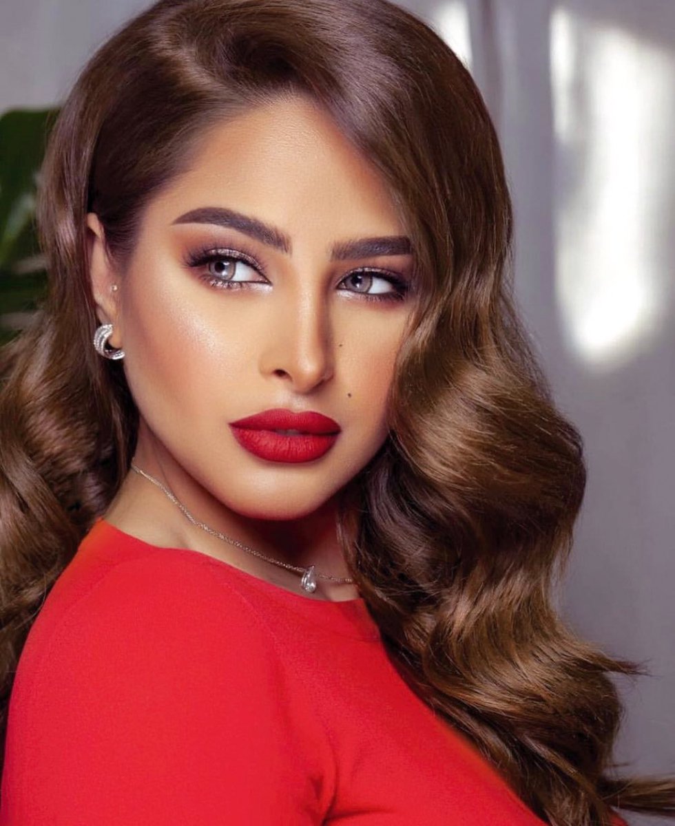 EnigmaStarMag's tweet photo. جمعنا خمسة من أكثر الشخصيات العربية شهرة و متابعة على #إنستجرام! إقرأ المقالة كاملة في اللينك...
--
We rounded up five of @Instagram’s most popular Arab personalities with a massive following!

Full list here:
https://t.co/CqetTc3UZP https://t.co/iaLCLiUBQa