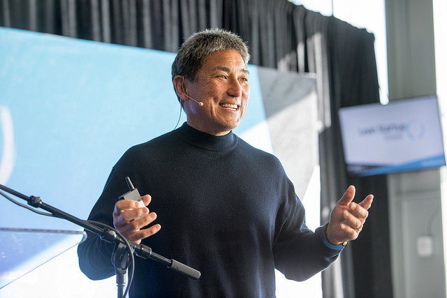 Guy Kawasaki has a simple but powerful approach to #pitchdeck design. Check out his 10/20/30 method here: ow.ly/72Go30kKKmy #business #startup