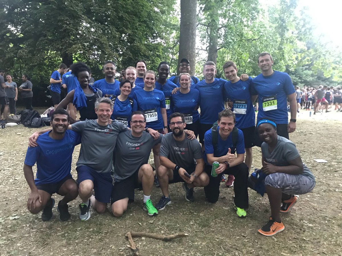 jenna_donn's tweet photo. Had so much fun at the #JPMCC last night! The team spirit with this @CapgeminiUK bunch was amazing: cheering eachother over the finish line! All 20 of us finsihed the 5.6k in a heatwave! Yes team! #LifeAtCapgemini #inittowinit https://t.co/UKotA0CTW5