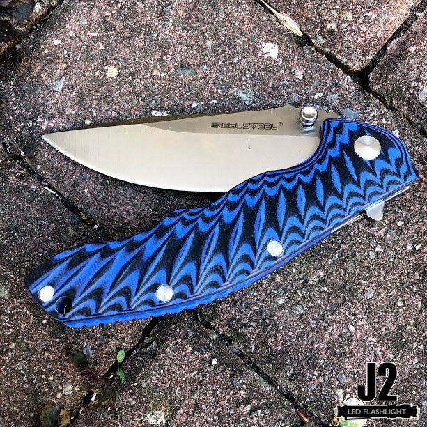 J2ledflashlight's tweet image. The blue and black combo should looks nice on the 
Real Steel Knives RS7524 T101 Special Edition Blue