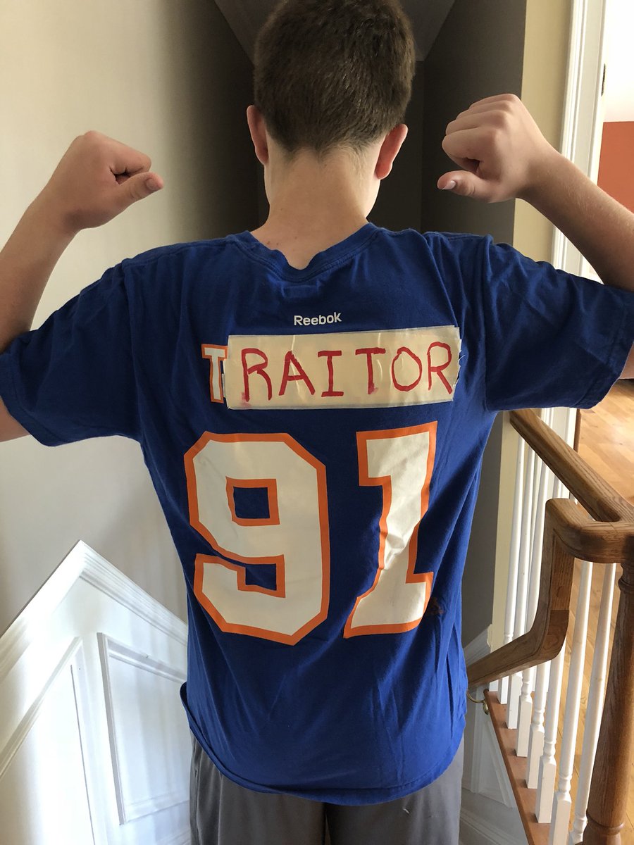 tavares traitor jersey