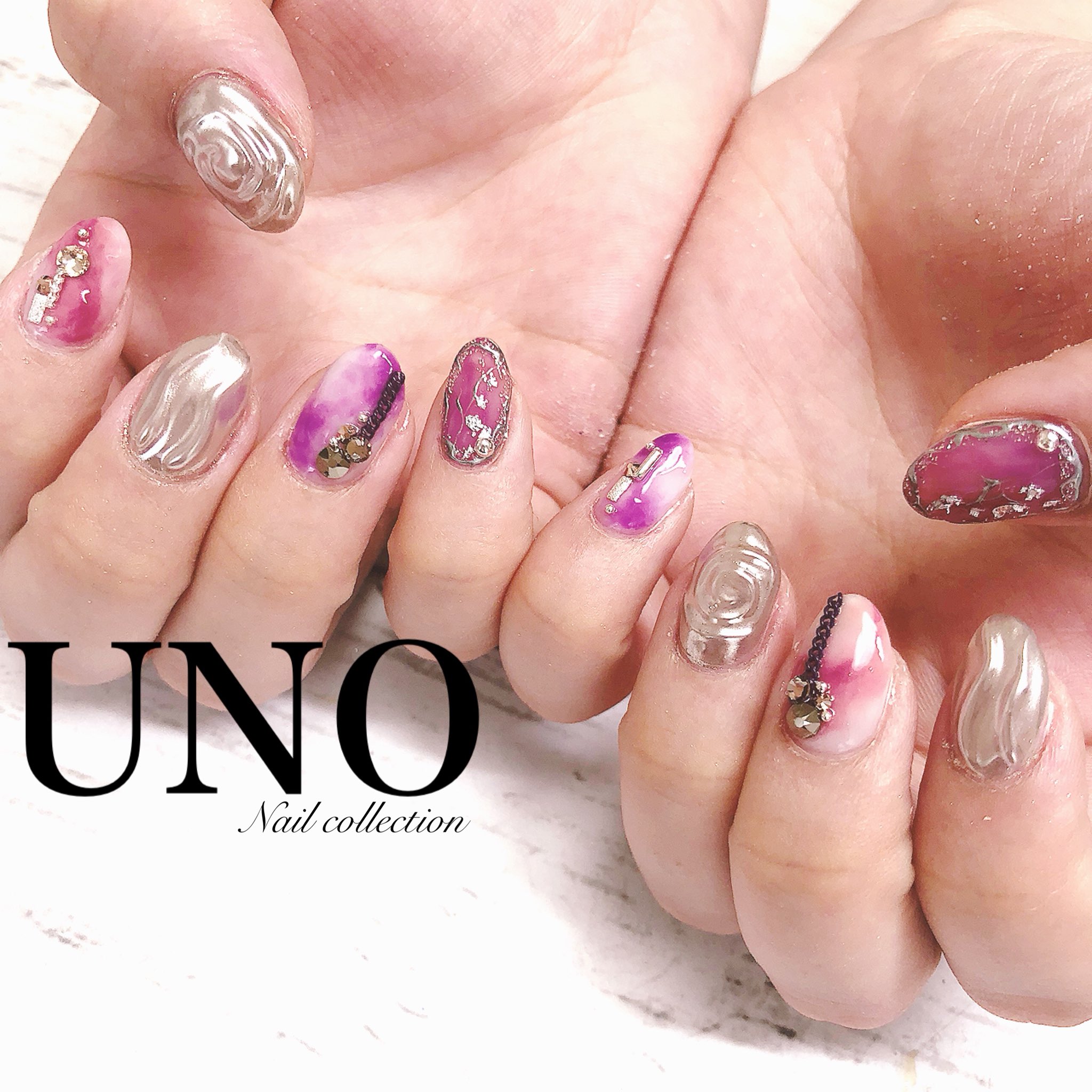 兵庫県川西自宅ネイル Uno Nail 大人ニュアンスネイル Newパーツの カラーチェーン取り入れました Unonail ウーノネイル ネイル ジェルネイル 兵庫ネイル 自宅ネイル 個人サロン 川西ネイル 川西市ネイルサロン 自宅サロン 川西市 伊丹市