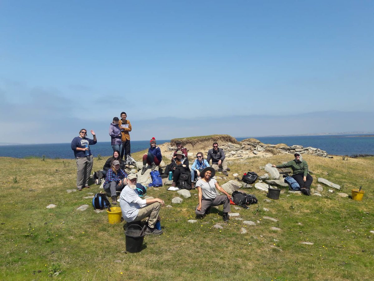 AchillArch's tweet photo. Our lovely new gang of students are enjoying the weather and the amazing archaeology #Achill has to offer! #AchillFieldSchool https://t.co/axkKxS5xpc