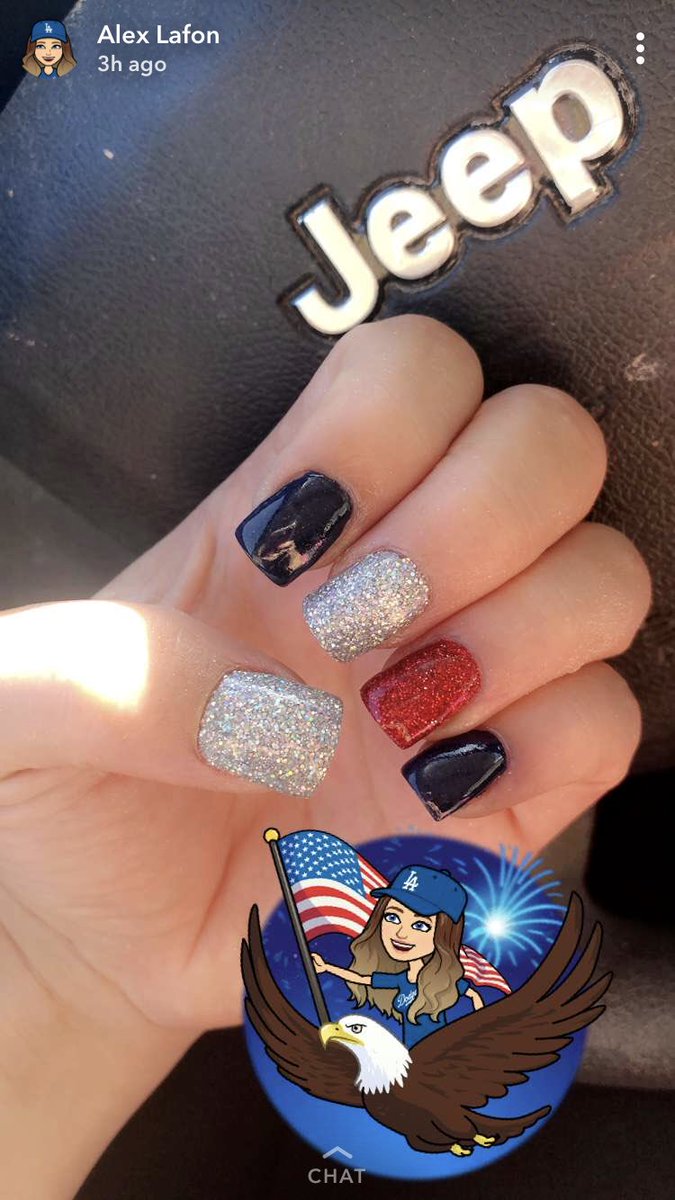 Corals_Nails_11's tweet photo. Happy 4th!! I had so much fun doing these! My favorite holiday full of patriotism and fun. Nails should match! 

Book yourself some time to relax and enjoy by calling 702.489.3411

#AcrylicNails #GelPolish #Glitter #RedWhiteAndBlue #DipNails #USA #coralsnaillove #BCNails https://t.co/PqFNqzSMtd