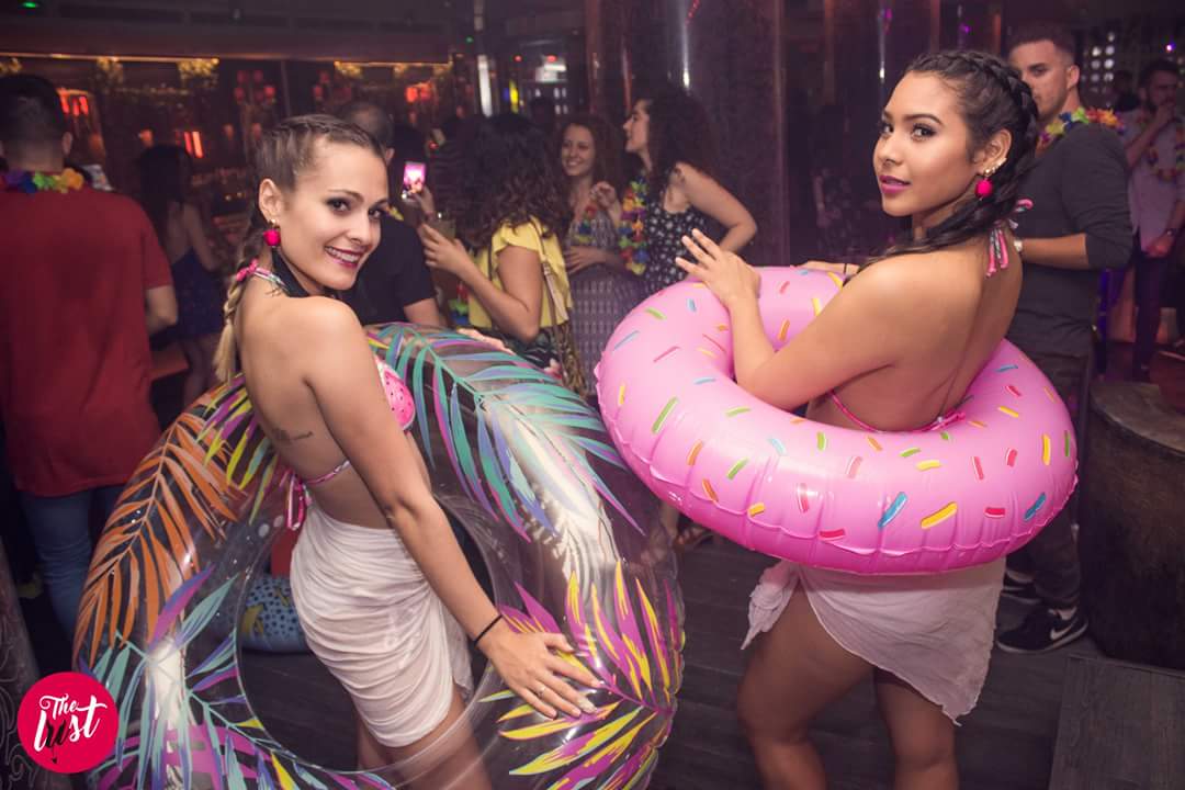 ListasVelvet1's tweet photo. 🌟#DiscotecaVelvet🌟

#Lista de Alberto Sánchez⬅
Info/reservas 699720434

#Madrid #Party #Orgullo2018  #Discoteca #Velvet  #ListasGratis #Discotecas #ListasVelvet #SalirPorMadrid #FiestaEnMadrid
#Vip #Músic #Reguetón #Rrpp #RrppVelvet #VelvetRrpp 
#ListadeAlbertoSanchez
#FXFinal https://t.co/xjUjkH8m2R