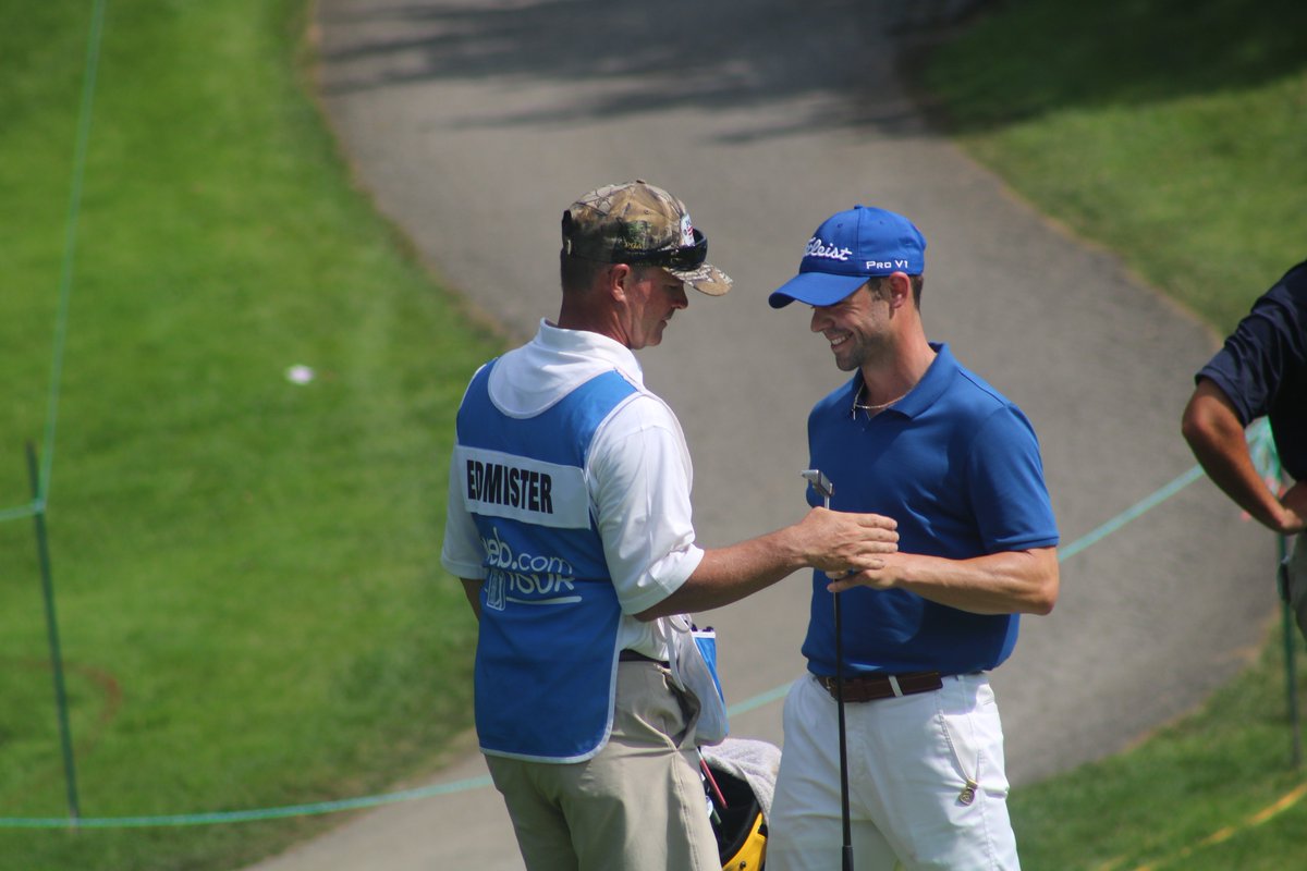 A good day for a good day.

Monday qualifier Bryce Edmister opened in 1-under <a href="/peeknpeak/">Peek'n Peak Resort</a>.

His caddie this week, local @WNYPGA pro Tim Fries, will donate his full-week earnings to the section's <a href="/PGAREACH/">PGA of America REACH Foundation</a> foundation.

#WebTour