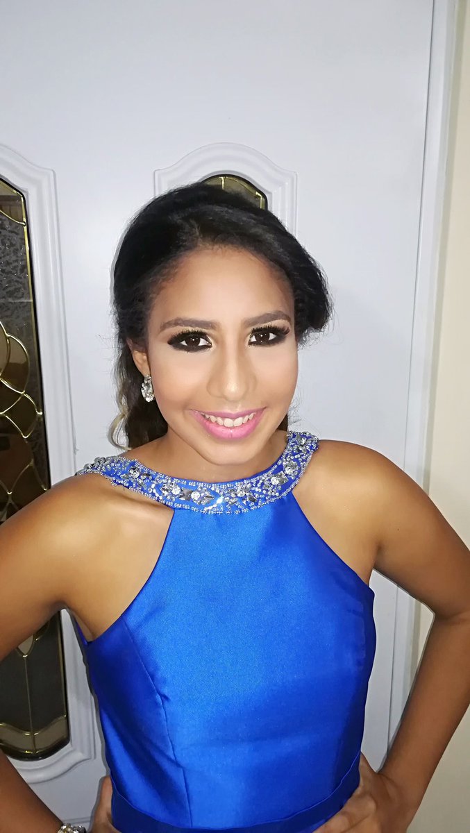 CasaEscuderoPTY's tweet photo. 💄Makeup &amp; hairStyle✂️  @CasaEscuderoPTY
. 
#CASAESCUDERO #ESCUDERO #EscuderoMUA  #makeup #makeupartist #hairstyle #eyes #lashes #beautygirl #beauty #lipstick  #highlights  #highlighter #beauty #panama #panamacity #Panamá https://t.co/zDjnzv3wOT
