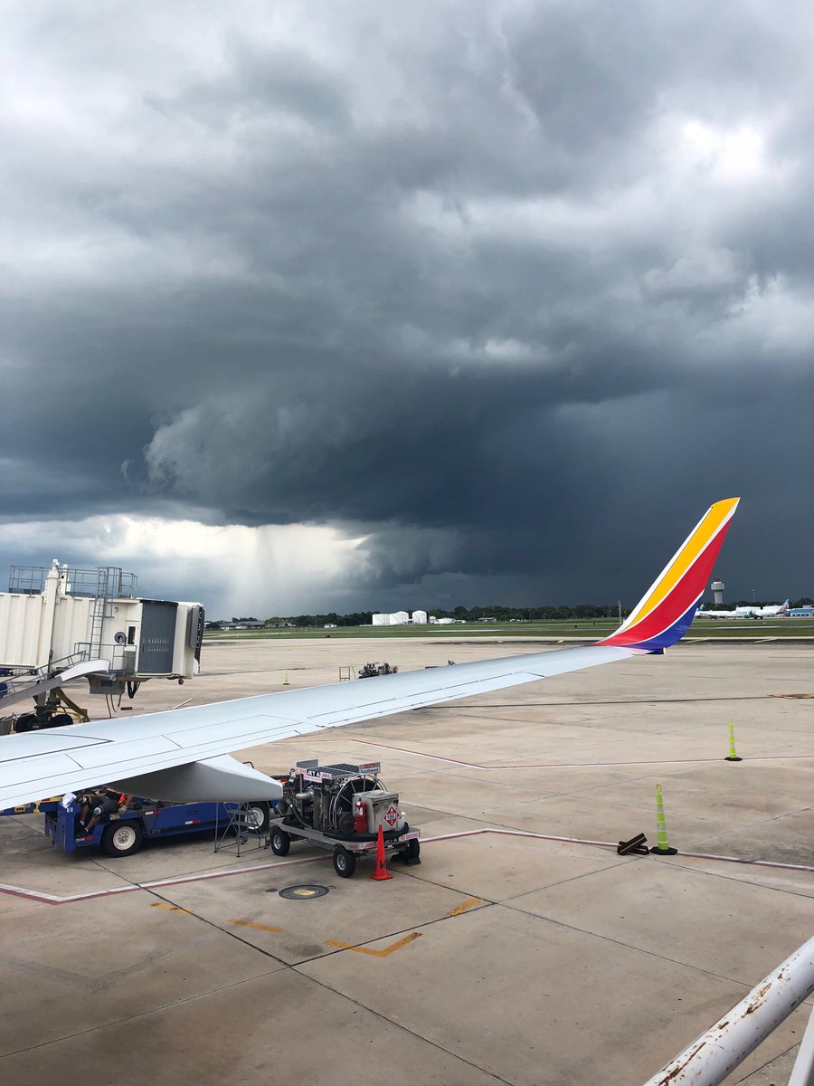 ImaStewardess's tweet photo. TPA travelers expect DELAYS!
#Tapma #NoFilter @FlyTPA https://t.co/01k9SZQMX6