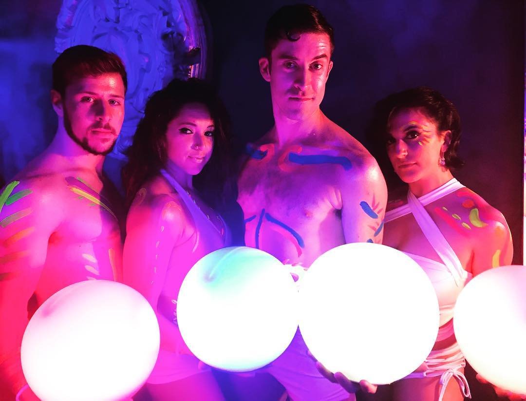 toUch_eventsco's tweet image. When the heat is unbearable, we strip it down and GLOW!

#customevent #customentertainment #LGBTQ #lgbtqevent #eventplanner #eventplanning