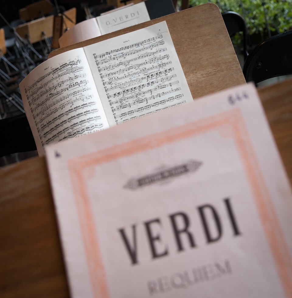FIMCPeralada's tweet photo. Tot a punt per inaugurar el #32FestivalPeralada amb #RequiemVerdi @CostaBravaFesti @OrquestraOBC @LerinArtists https://t.co/KFolInaUPR