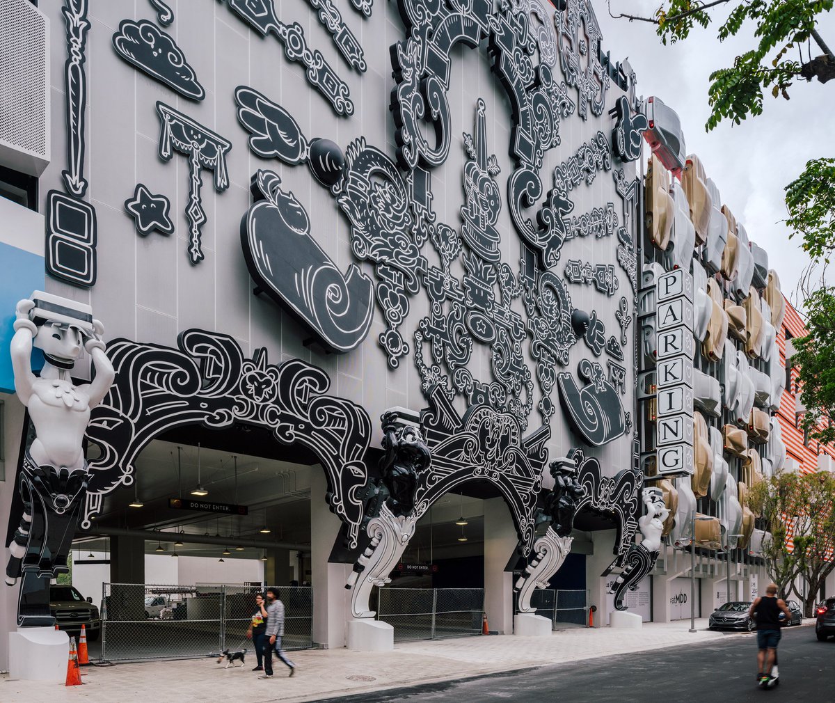 IDSToronto's tweet photo. We're loving what this Miami garage has done with their exterior space which showcases the works of 5 different architecture firms, including #IDSalumni #JMayerH https://t.co/YyHlx8nOwt via @dezeen https://t.co/E5DXHFD9Dt