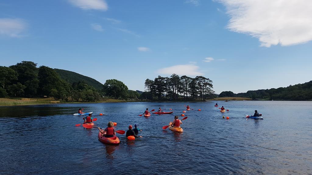 levenvalleysch's tweet photo. A fantastic open water swimming challenge completed by every person taking part. A superb achievement by all! @lindalenews @SwimtheLakes @WildSwimBrother @EwWaterpark https://t.co/mhD79eG4vZ