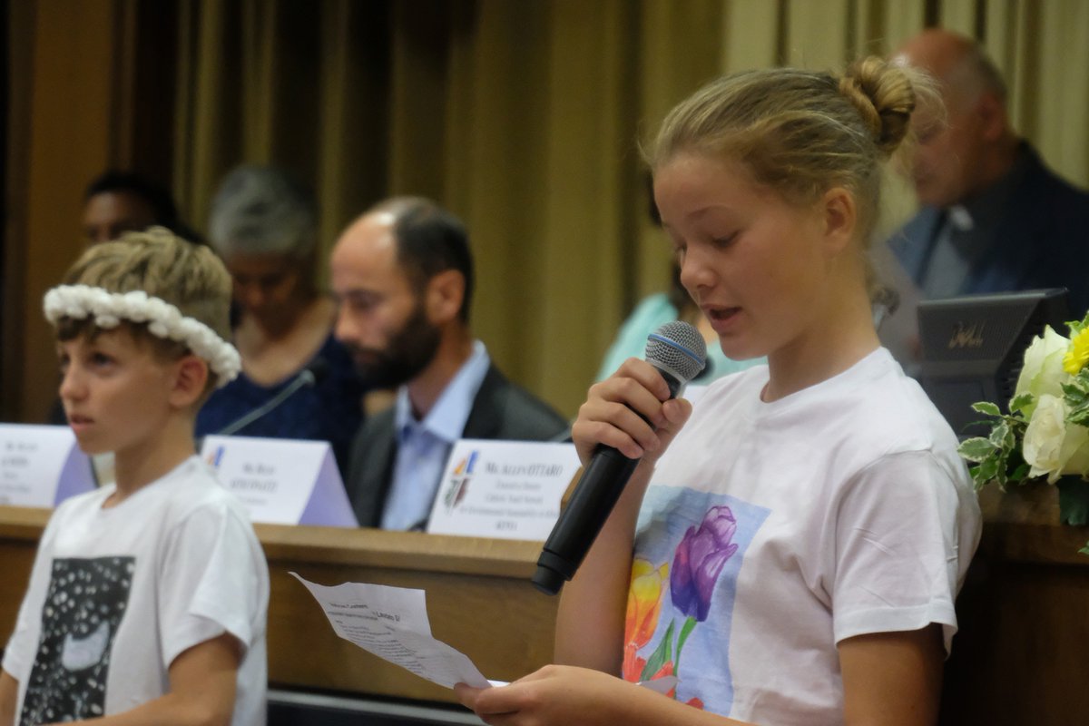 LaudatoSiMvmt's tweet image. Children's Ceremony at the @VaticanIHD's #LaudatoSi18 Conference in Rome.

These young men and women are the future of our climate movement.