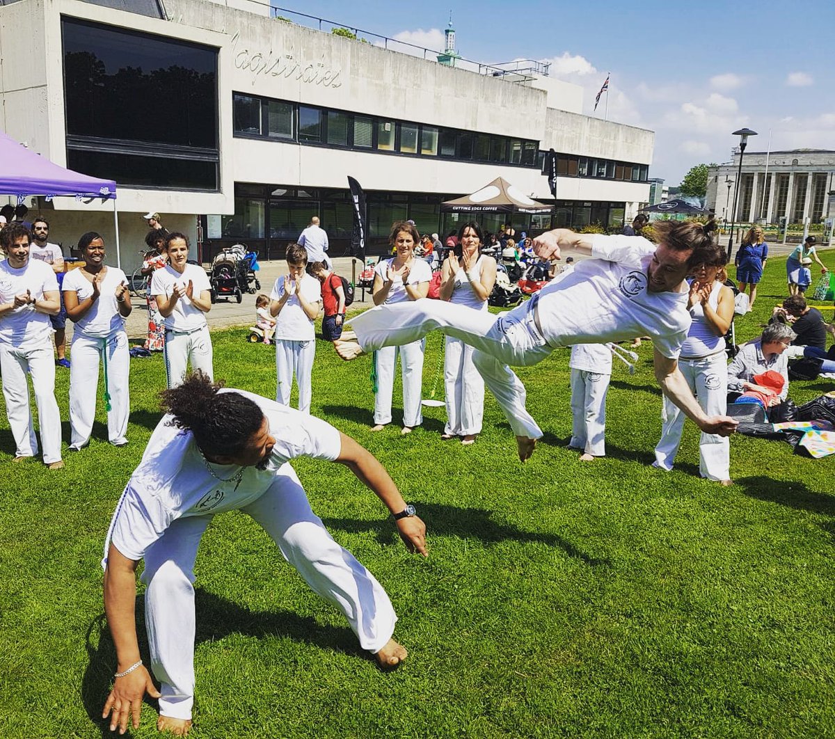 Summer Sundays JULY EDITION! July 22nd 12-5pm. Hot dogs from <a href="/WalthamstowDog1/">Walthamstow Dogs</a> performance Community Choir Sing17, live music from <a href="/Alexpaulwyatt/">Alex PW</a>, kids games, outdoor seating &amp; stalls! bit.ly/2u7n3xX #getitinthediary #e17