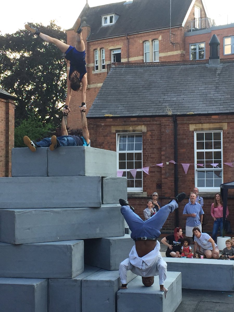 LeamBizForum's tweet photo. Watching the amazing #Block2018 Friday m @MotionhouseDT at their 30 th birthday party in #Leamington https://t.co/MhyqJ6vvez