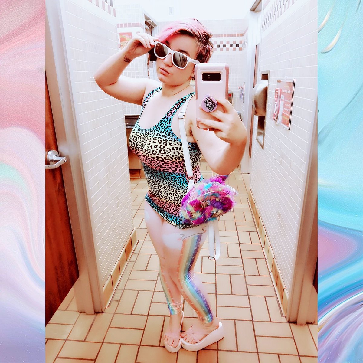 RT @NoelCypress 'Weeb trash but hey i look good. On my way to #animemidwest to be at the @pixelvixens booth and perform at our panels! Be sure to come see me and say hi! Also damn look at my weight loss progress!
#yogapants #leggingsarepants #harajuku
💖