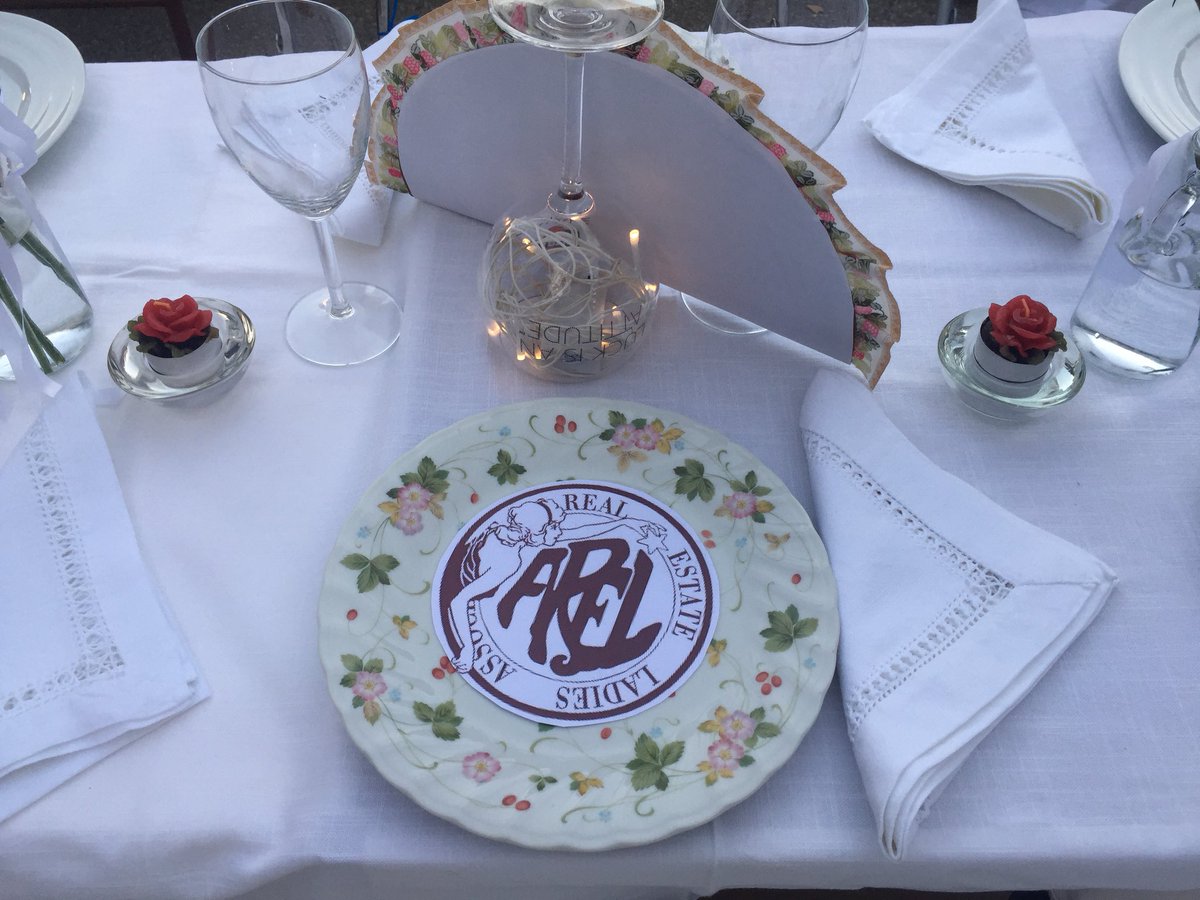 Buon appetito 
#arel #lacamerachiara #cap17 #lacomunicazionecomportacollaborazione #acenaconme #parcotrotter