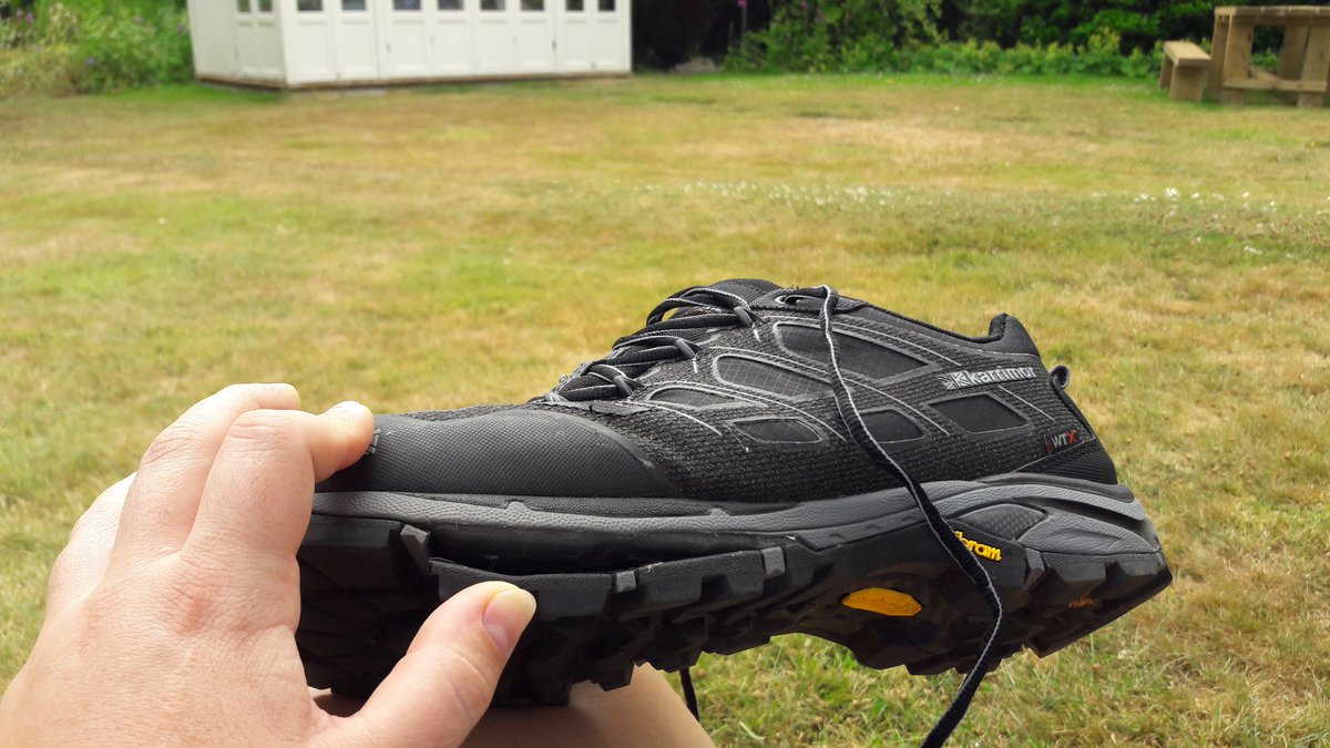 ballistic1980's tweet image. Thought i'd try some Karrimor shoes this time around.  Very disappointing @Karrimor @Karrimor_CS Not even one week old and have only had light use so far.  Not much good having @vibram sole if it just falls off the shoe. #sprintWTX #qualityfail #poorqualitycontrol @MaidinDartmoor