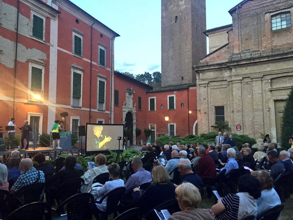 fmfeye's tweet photo. #musicvalley #destinazioneemilia stasera #lirica a Musica in Castello "La voce nell'anima" a Castelnuovo Fogliani - Alseno (Pc) con il soprano Daria Masiero @PiacenzaSera @MusicainCastel1 @ilpiacenza @PiacenzaDiocesi @teatripiacenza @CastelliDucato @scopri_piacenza https://t.co/2XFbotCv5S