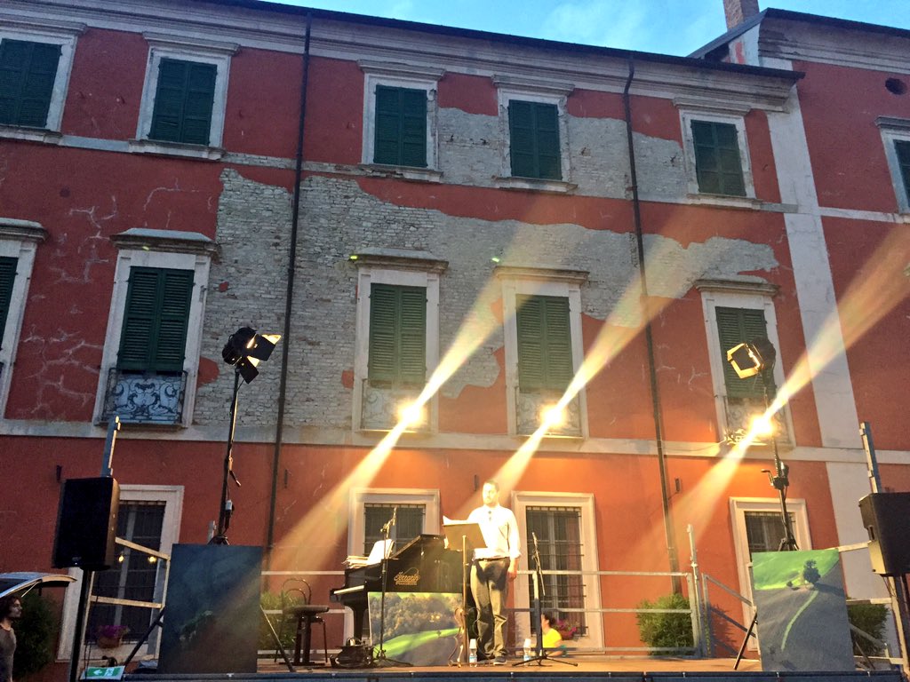 fmfeye's tweet photo. #musicvalley #destinazioneemilia stasera #lirica a Musica in Castello "La voce nell'anima" a Castelnuovo Fogliani - Alseno (Pc) con il soprano Daria Masiero @PiacenzaSera @MusicainCastel1 @ilpiacenza @PiacenzaDiocesi @teatripiacenza @CastelliDucato @scopri_piacenza https://t.co/2XFbotCv5S