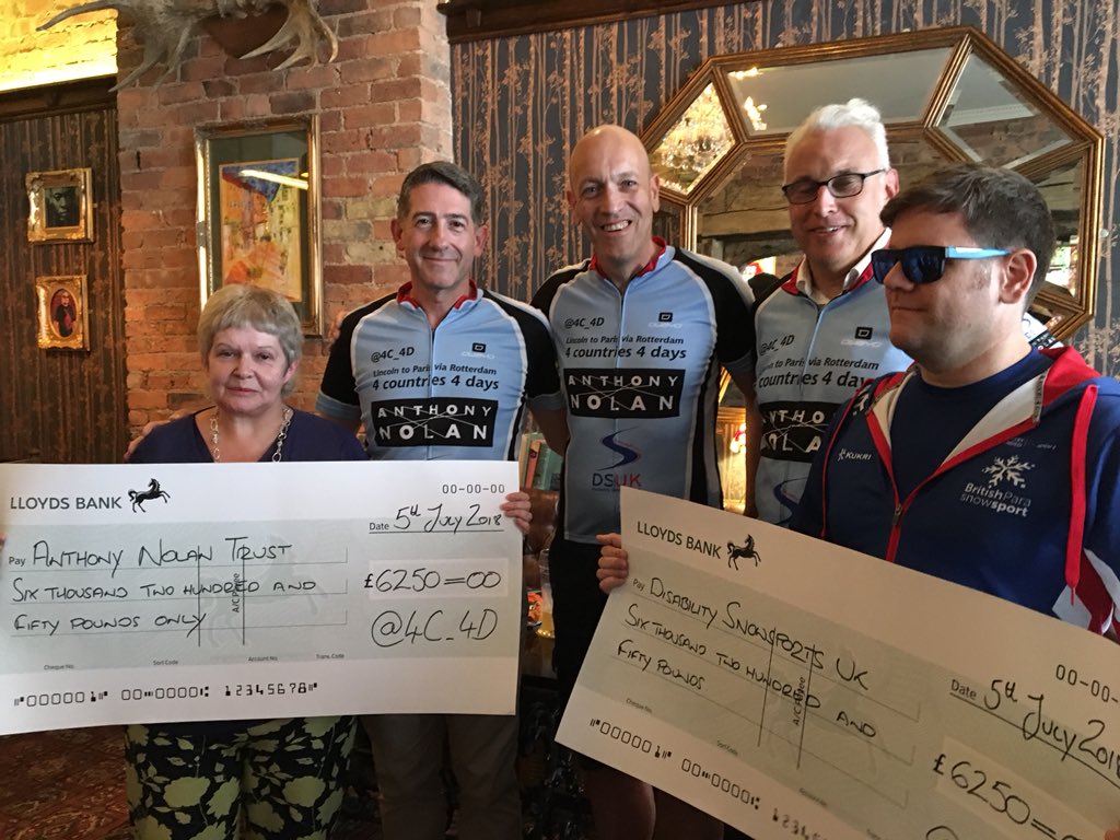 4C_4D's tweet photo. We celebrated the success of #4C4D with @PIPnetworking and @TeamLincs tonight. Amazing support from everyone to raise over £12,500 for our two great charities @AnthonyNolan and @dsuksnowsport https://t.co/KvGQuokRlT