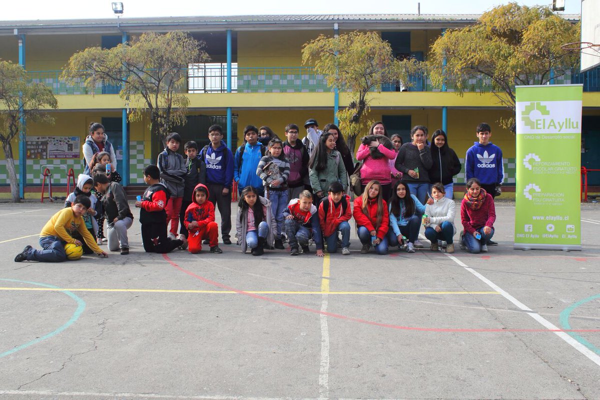 elayllu's tweet photo. Con nuestro Programa de Reforzamiento Escolar buscamos mejorar el comportamiento dentro y fuera del aula de clases, así contribuimos en le desarrollo educativo en nuestro país.
¡Conócenos! Ingresa a https://t.co/uebMjjmLZ2
#ONGElAyllu #Educación #Niños #Jóvenes #Chile https://t.co/81XYwJxEBa