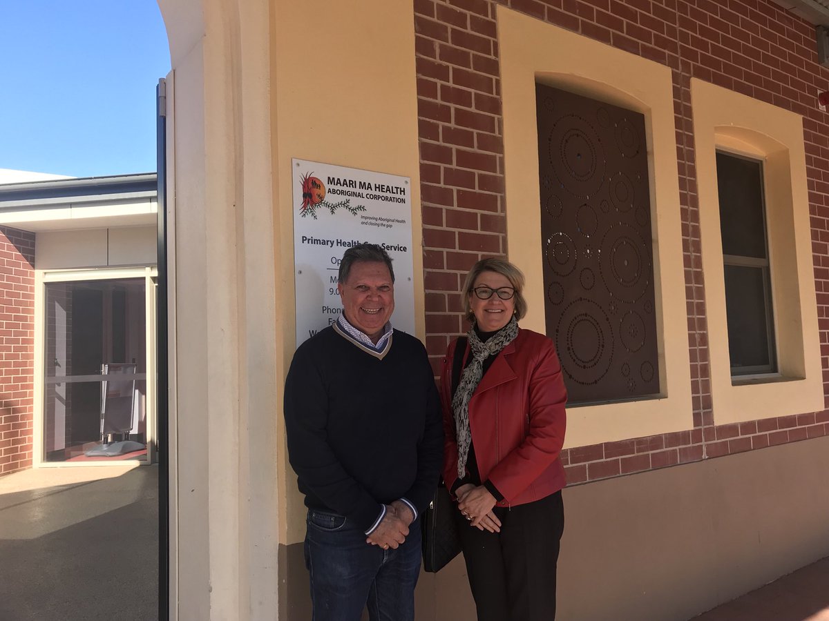 I’ve been in Broken Hill this week visiting the Far West Local Health District (amongst others!) and was warmly welcomed at the Maari Ma #AboriginalHealth service; what vital work they do for the Aboriginal communities of far western NSW @NSWHealth