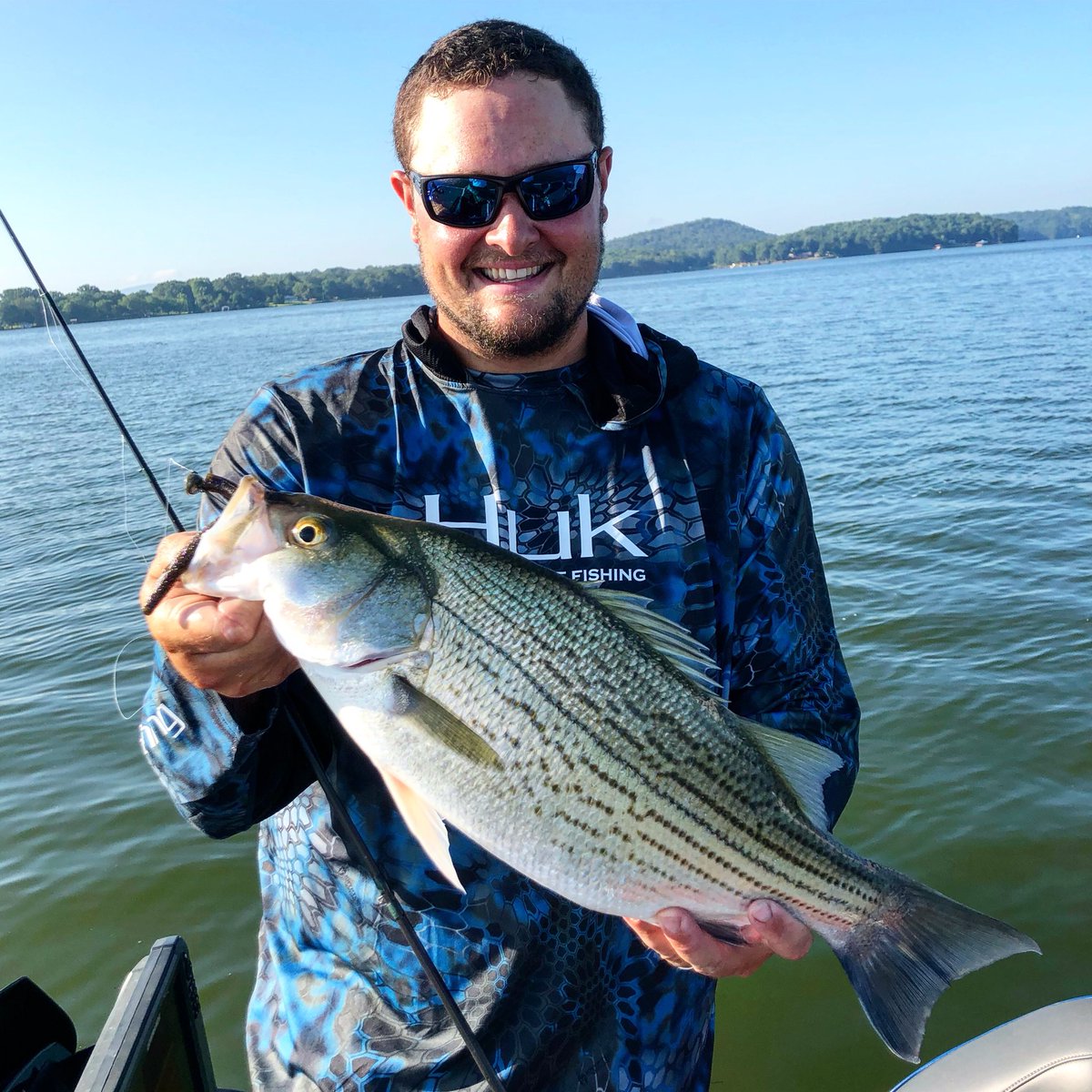 Sweetwatertv's tweet photo. Big hybrid on the Big TRD from @Zmanfishing ! This is definitely not what your expecting to catch when you set the hook with a Shakey Head! #fishing #fishsweetwater #stripedbass #hybridstripedbass #shakeyhead #wormfishing #elaztech #bigtrd
@joeyfishing
@HukGear https://t.co/KWfscumTPV