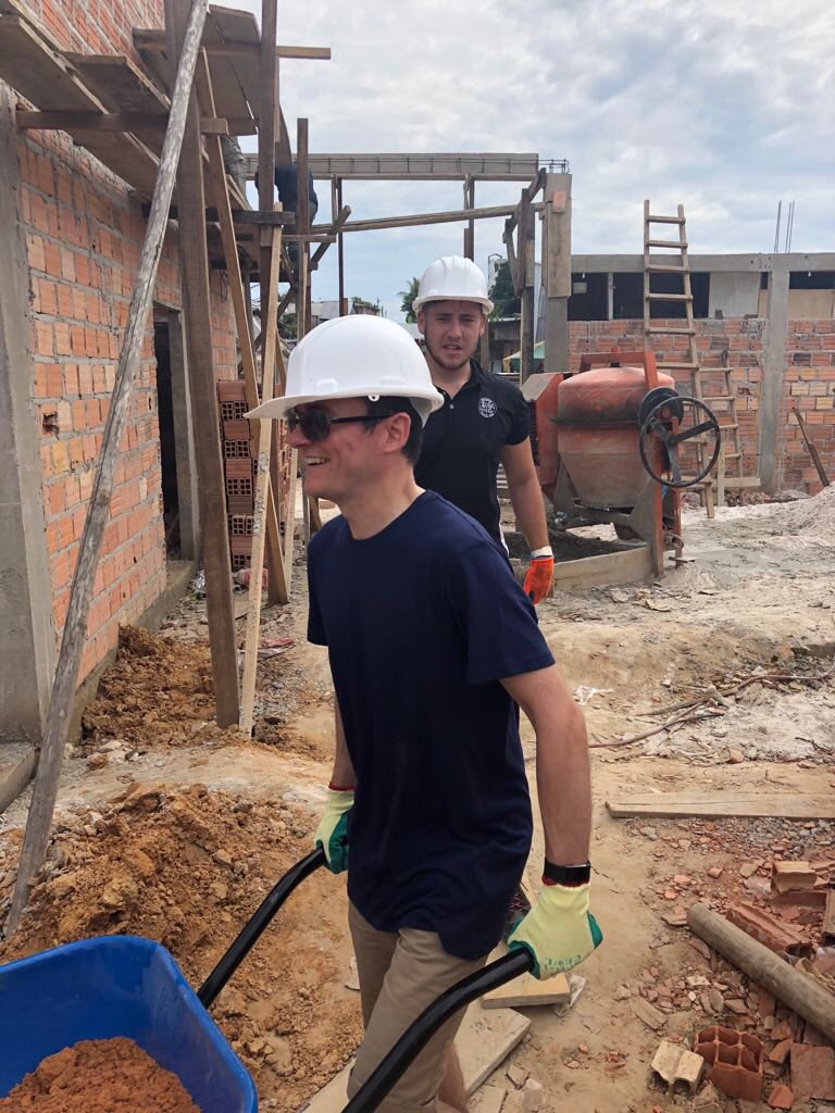 stjohnsperu2018's tweet photo. Hard mornings work here in Peru! https://t.co/3dse3H0MLK