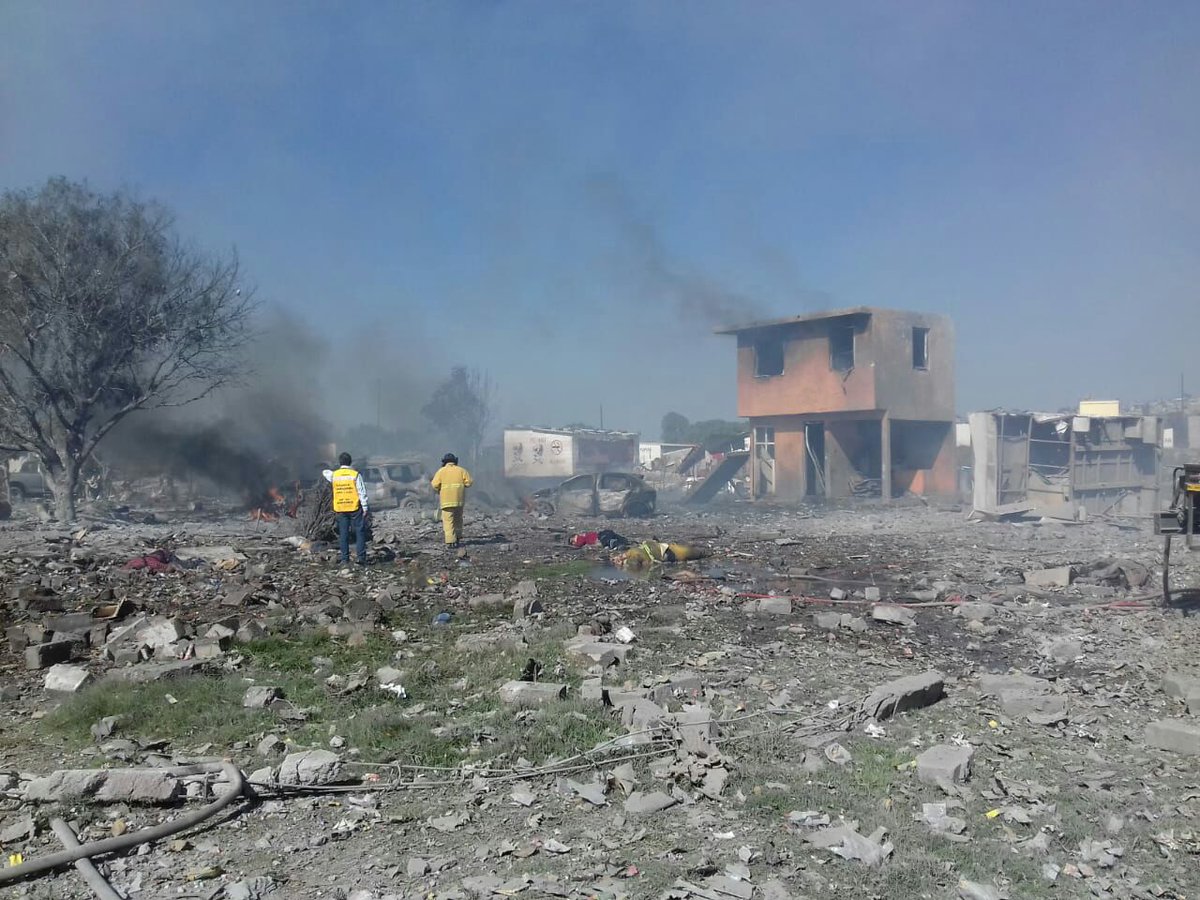 edomexinforma_'s tweet photo. Atiende GEM explosiones registradas en Tultepec; hay 19 personas fallecidas y 40 lesionados https://t.co/twTjkwChLI https://t.co/2P6vKnItUM